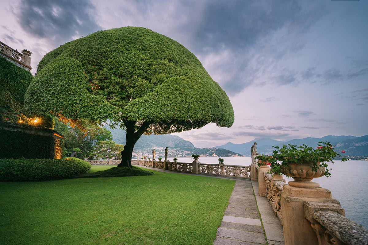 Wedding at Villa del Balbianello details