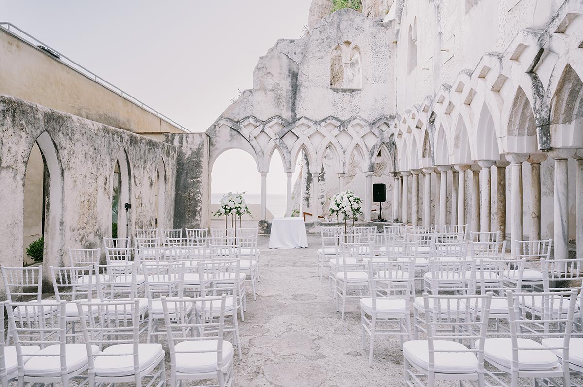 Convento Hotel Amalfi | Emiliano Russo | amalfi coast photographer 10 1 | Tips to get the most out of your experience with an Amalfi Coast Photographer. The synergy between bride and groom and the Photographer is the true secret for getting amazing Wedding pictures. Emiliano Russo is one of the best wedding photographer in Amalfi Coast and Italy and will manage at the top level your memory