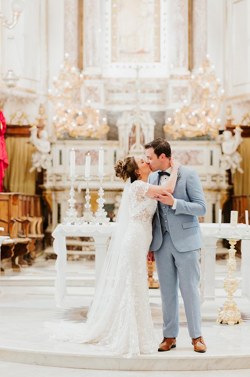 Catholic wedding | Emiliano Russo | intimate catholic wedding in positano 1 2 | Want to marry in the Church but not sure where to begin? We will show you that planning an intimate Catholic wedding in Positano is easy can be.