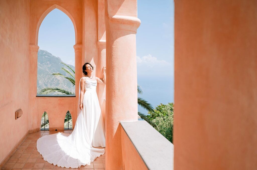 romantic wedding at belmond Hotel Caruso bride ready