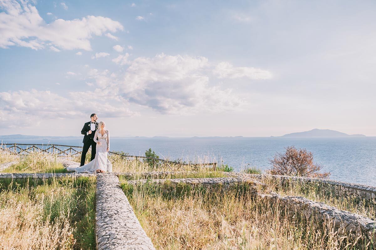 symbolic wedding in Anacapri - couple shots