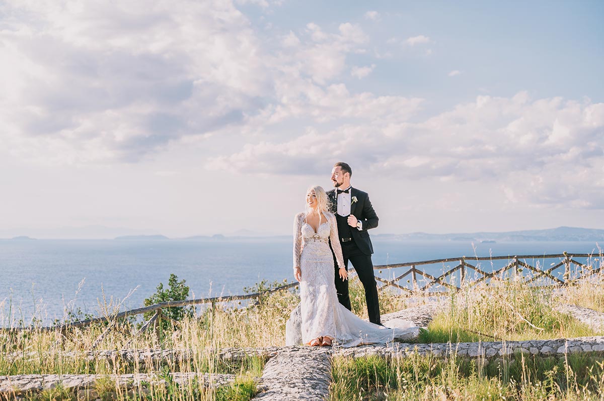 symbolic wedding in Anacapri - couple shots