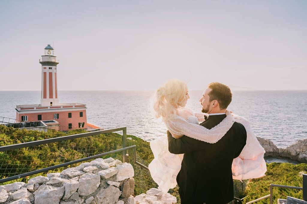 symbolic wedding in Anacapri lighthouse