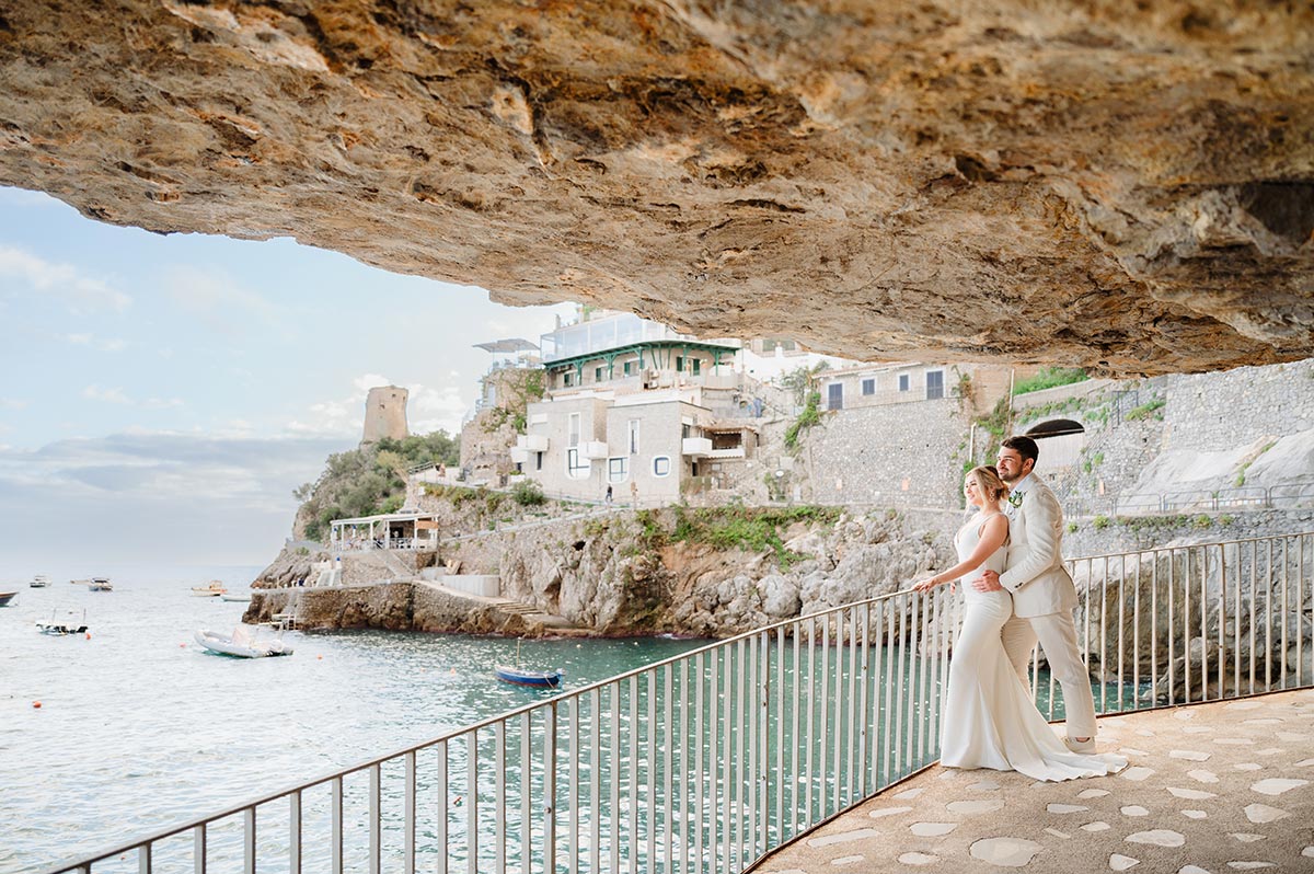 elopement in positano with boat trip