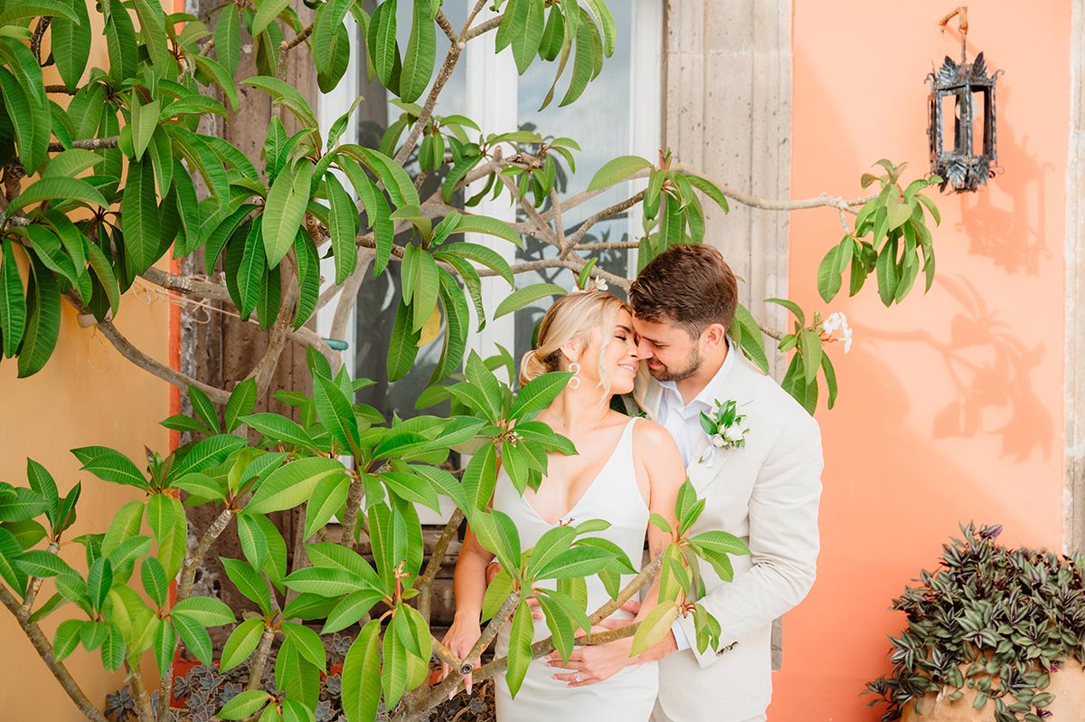 Amalfi Coast wedding venues | Emiliano Russo | elopement in positano with boat trip 37 1 |