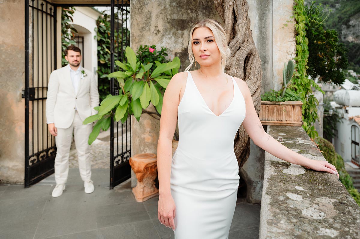 elopement in positano with boat trip