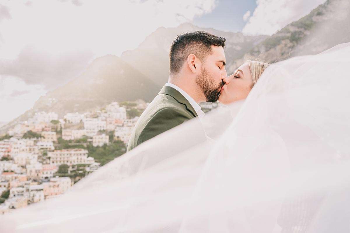 micro wedding in positano