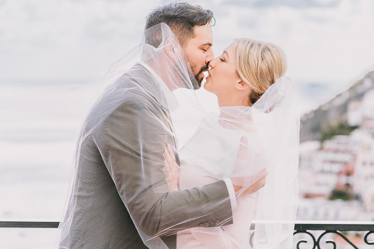 micro wedding in positano