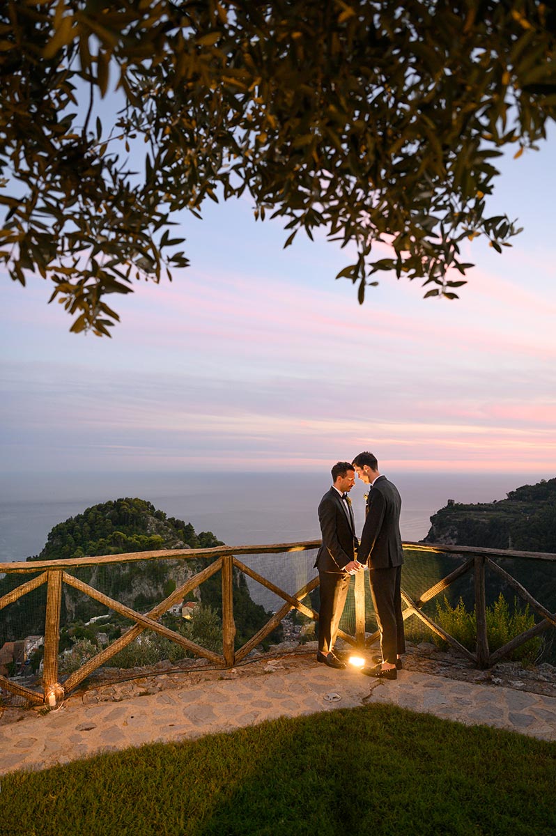 wedding at Sant'Eustachio ruins | Emiliano Russo | santeustachio ruins wedding dinner 24 6 | A wedding at sant'Eustachio ruins is a journey from Ravello to Scala in Amalfi Coast for those who deeply love discover the Italian culture