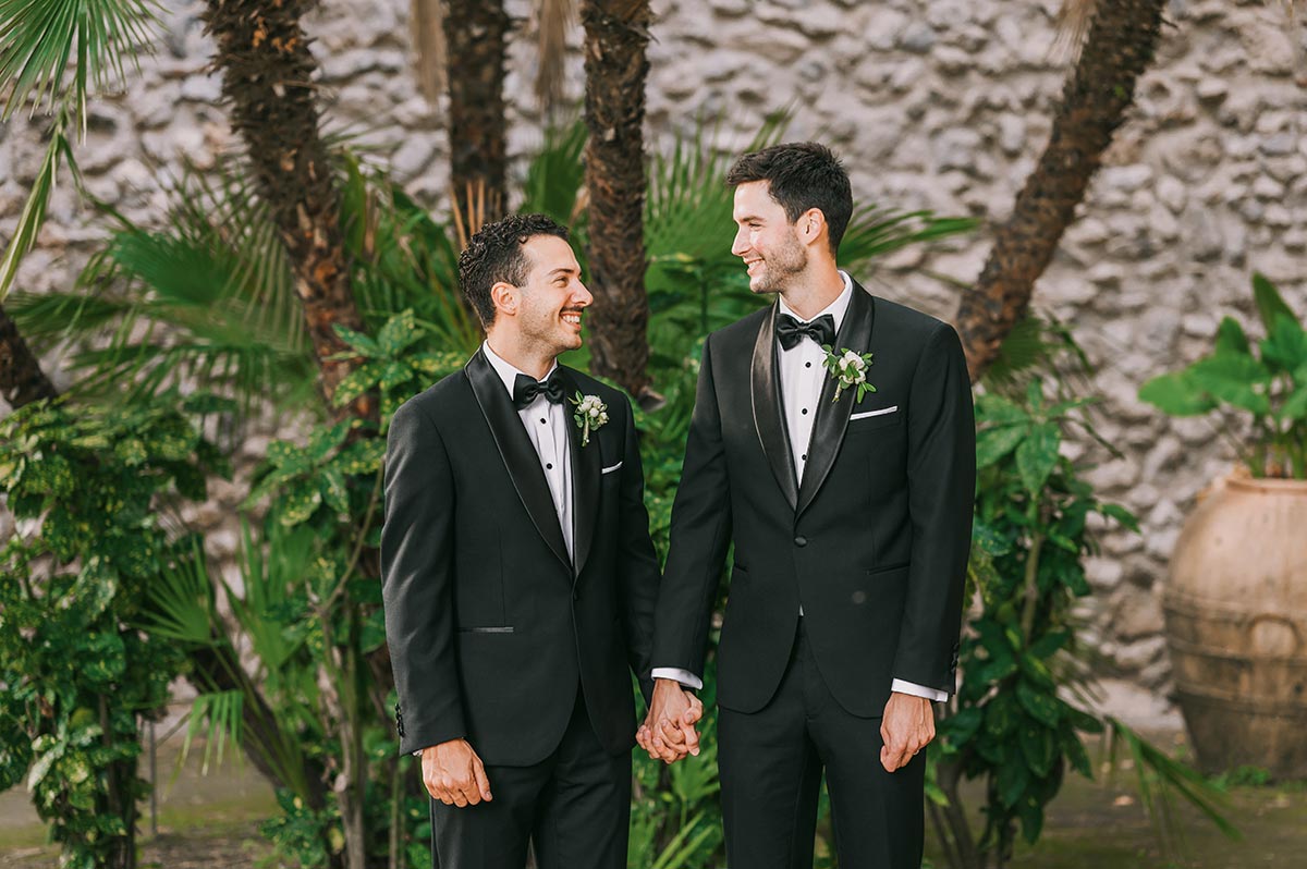 wedding at Sant'Eustachio ruins | Emiliano Russo | wedding at Sant'Eustachio ruins | Emiliano Russo | santeustachio ruins wedding dinner 4 12 | A wedding at sant'Eustachio ruins is a journey from Ravello to Scala in Amalfi Coast for those who deeply love discover the Italian culture
