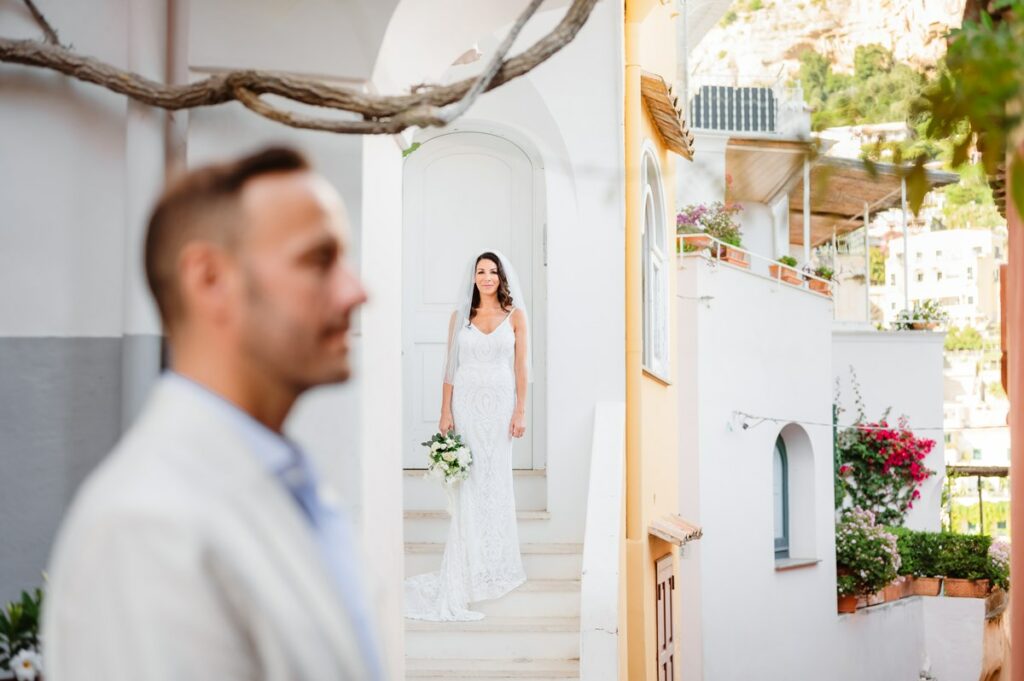 beach elopement in positano
