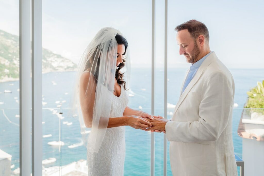 beach elopement in positano
