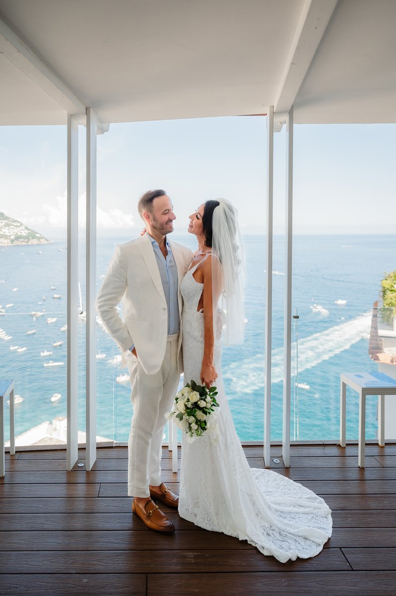 beach elopement in positano
