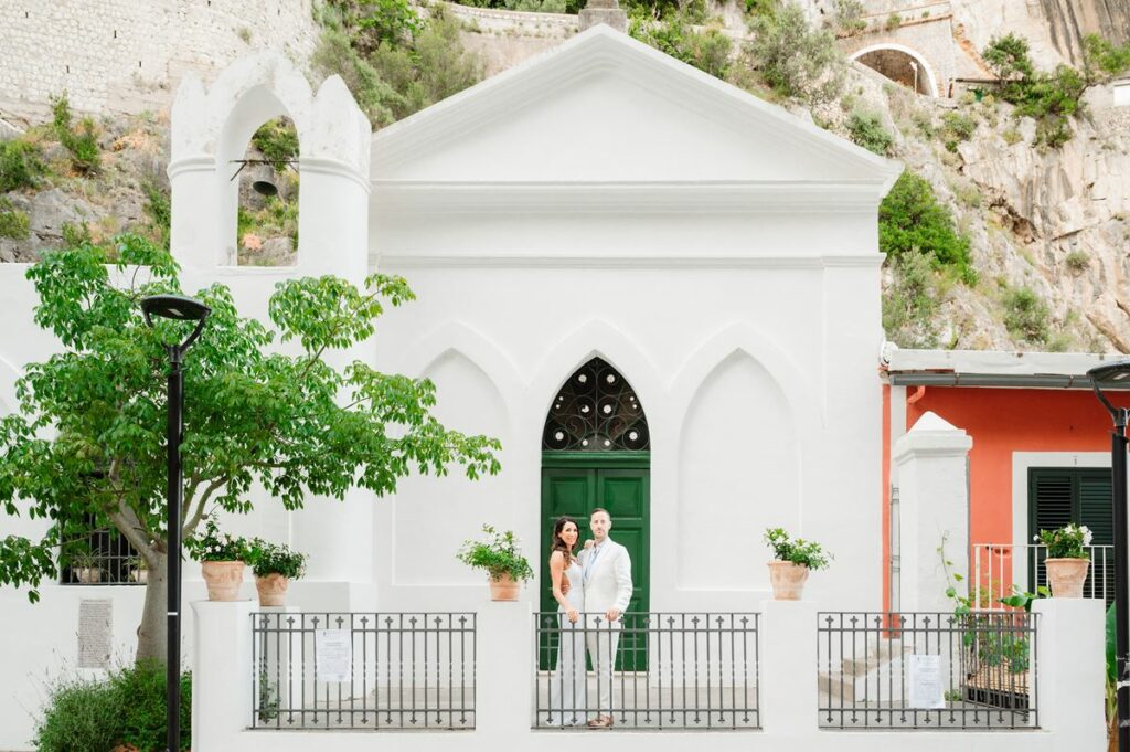 beach elopement in positano