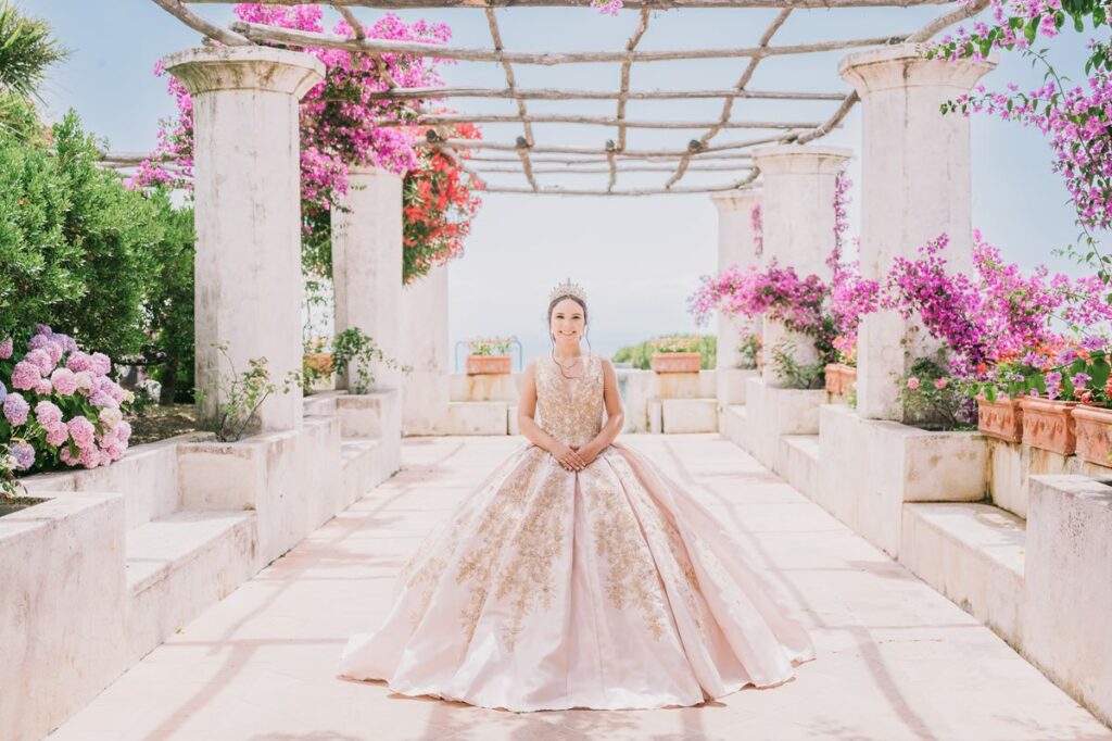 Amalfi Coast quinceañera photo shooting