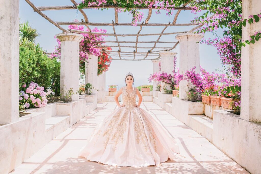 Amalfi Coast quinceañera photo shooting