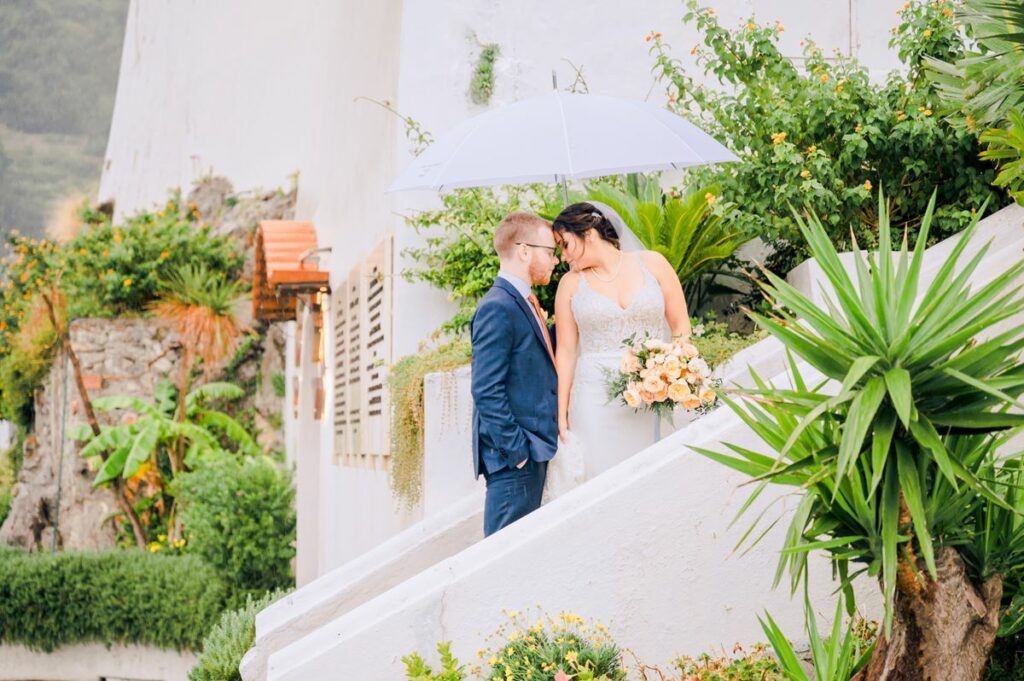 Rainy day Amalfi elopement