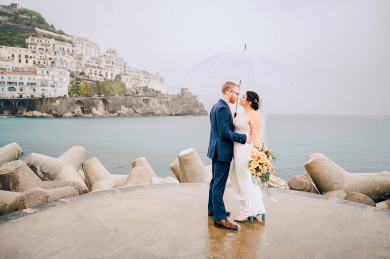 Elopement in a rainy day