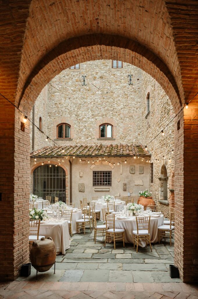 castello di bibbione tuscany wedding