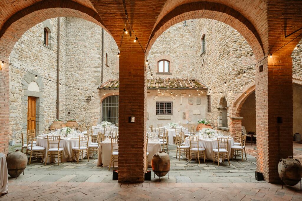 castello di bibbione tuscany wedding