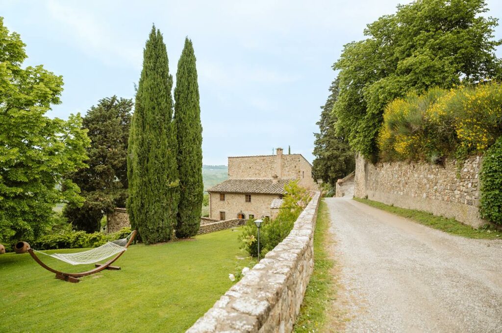 castello di bibbione tuscany wedding